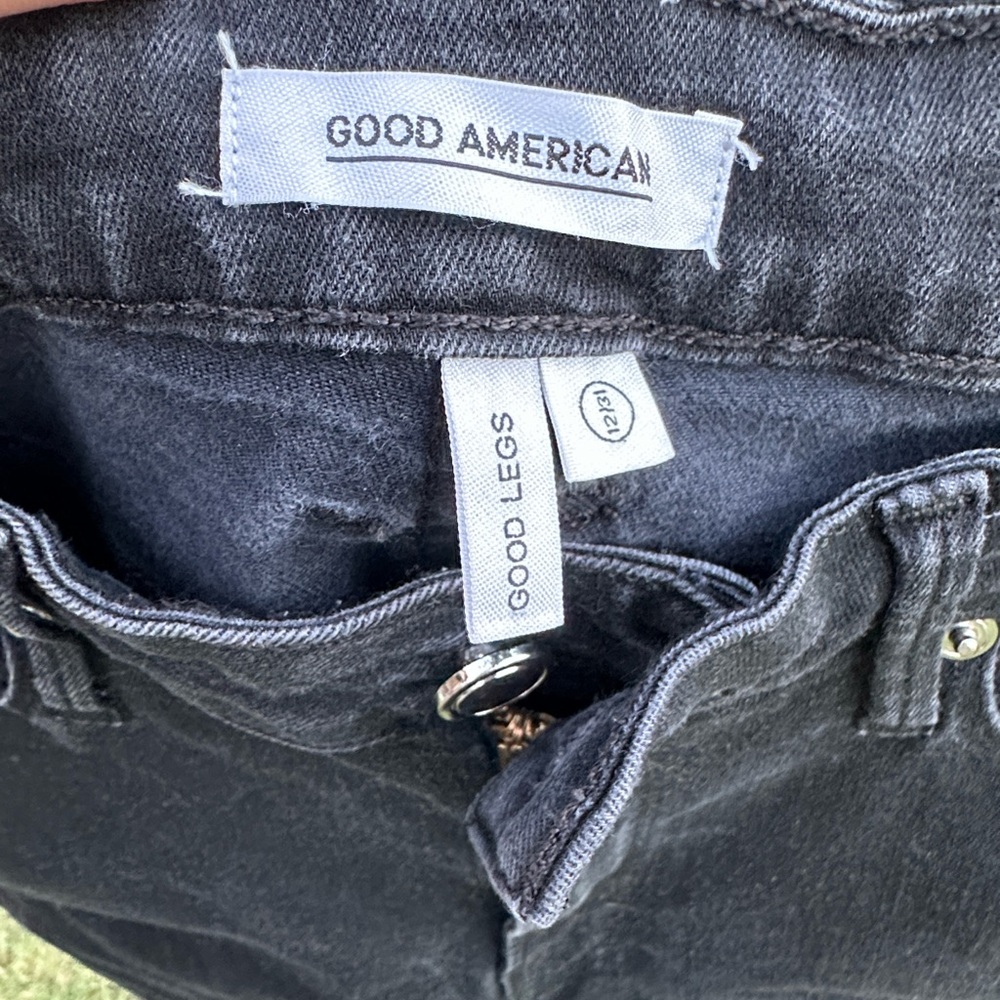 Good American Black Skinny Jeans - Picture 2 of 6